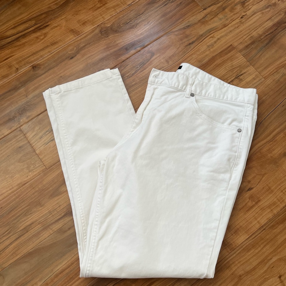 Men’s Alfani White Jeans 38W 30L